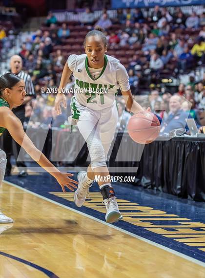 Thumbnail 1 in Norwalk vs. New London (CIAC Class LL Final) photogallery.