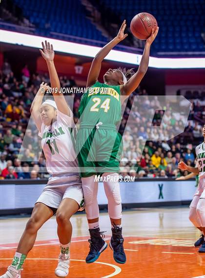 Thumbnail 2 in Norwalk vs. New London (CIAC Class LL Final) photogallery.