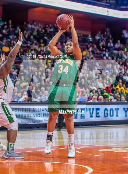 Thumbnail 3 in Norwalk vs. New London (CIAC Class LL Final) photogallery.