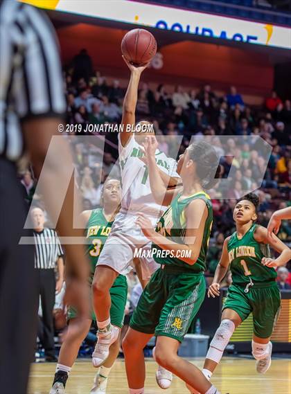 Thumbnail 3 in Norwalk vs. New London (CIAC Class LL Final) photogallery.