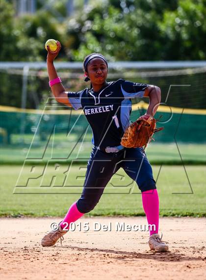 Thumbnail 3 in Berkeley Prep @ Shorecrest Prep photogallery.