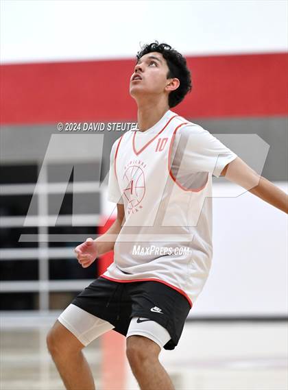 Thumbnail 3 in Sacramento Adventist @ Woodland Christian (Foundation Game) photogallery.