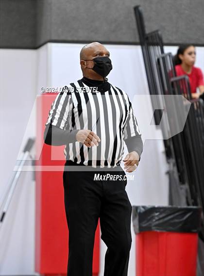 Thumbnail 2 in Sacramento Adventist @ Woodland Christian (Foundation Game) photogallery.