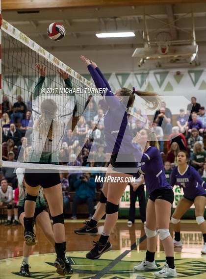 Thumbnail 3 in Red Bluff vs. Shasta (NSCIF D3 Final) photogallery.