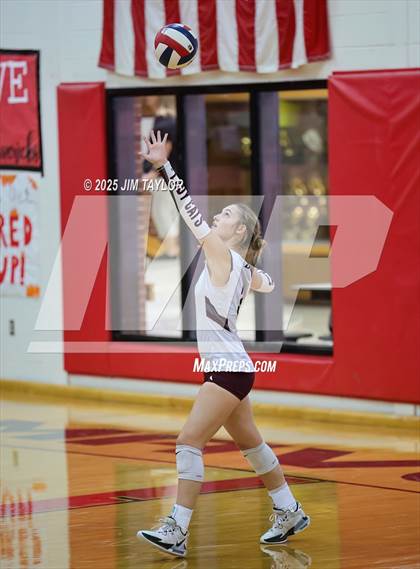 Thumbnail 3 in Chico vs De Leon (Eastland Volleyball Showdown 2025) photogallery.