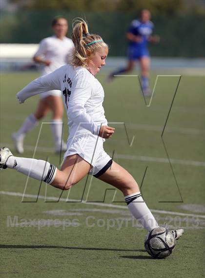 Thumbnail 1 in St. Francis vs. Los Altos (CIF CCS D2 Final) photogallery.