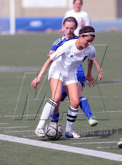 Thumbnail 3 in St. Francis vs. Los Altos (CIF CCS D2 Final) photogallery.