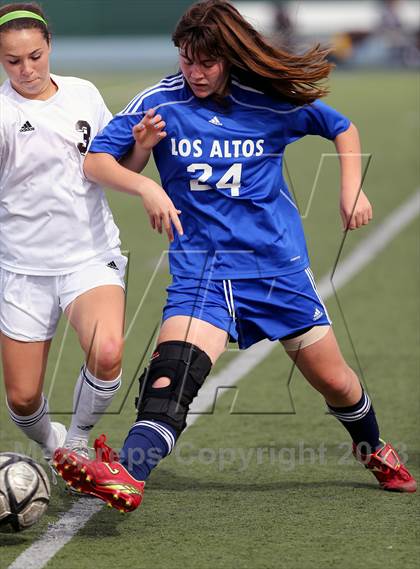 Thumbnail 3 in St. Francis vs. Los Altos (CIF CCS D2 Final) photogallery.