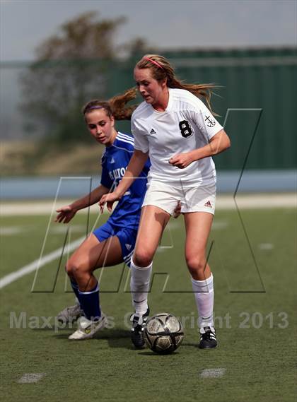 Thumbnail 3 in St. Francis vs. Los Altos (CIF CCS D2 Final) photogallery.
