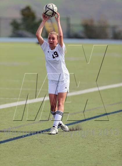Thumbnail 3 in St. Francis vs. Los Altos (CIF CCS D2 Final) photogallery.