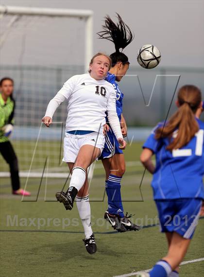 Thumbnail 3 in St. Francis vs. Los Altos (CIF CCS D2 Final) photogallery.
