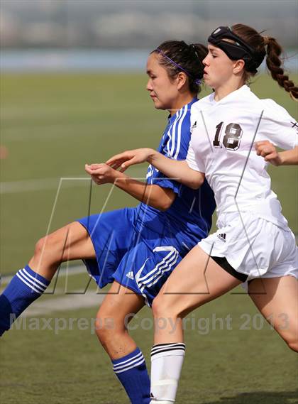 Thumbnail 3 in St. Francis vs. Los Altos (CIF CCS D2 Final) photogallery.