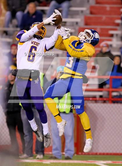 Thumbnail 2 in Omaha North vs. Bellevue West (NSAA 1A Final)  photogallery.