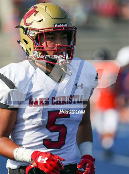 Thumbnail 3 in Oaks Christian vs Chaminade  photogallery.