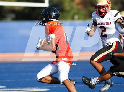 Thumbnail 3 in Oaks Christian vs Chaminade  photogallery.