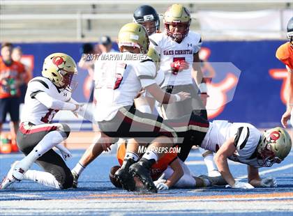 Thumbnail 2 in Oaks Christian vs Chaminade  photogallery.