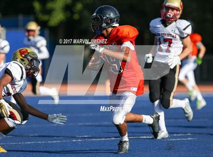 Thumbnail 3 in Oaks Christian vs Chaminade  photogallery.