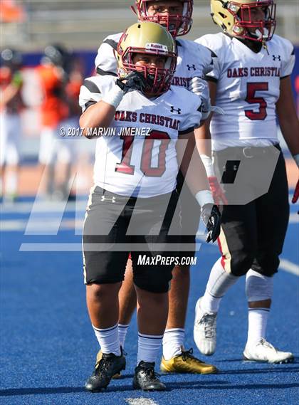 Thumbnail 1 in Oaks Christian vs Chaminade  photogallery.