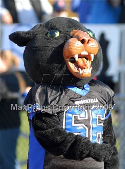 Thumbnail 2 in Hoosick Falls vs. Bronxville (NYSPHSAA Class C Semifinal) photogallery.
