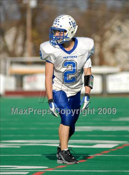 Thumbnail 3 in Hoosick Falls vs. Bronxville (NYSPHSAA Class C Semifinal) photogallery.