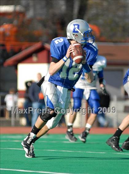 Thumbnail 1 in Hoosick Falls vs. Bronxville (NYSPHSAA Class C Semifinal) photogallery.