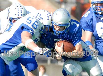Thumbnail 1 in Hoosick Falls vs. Bronxville (NYSPHSAA Class C Semifinal) photogallery.