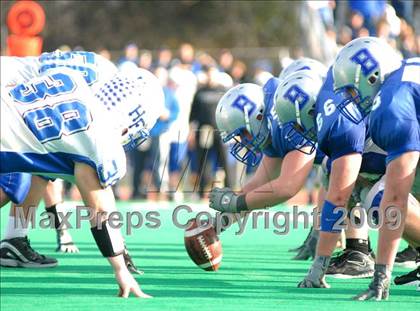 Thumbnail 2 in Hoosick Falls vs. Bronxville (NYSPHSAA Class C Semifinal) photogallery.
