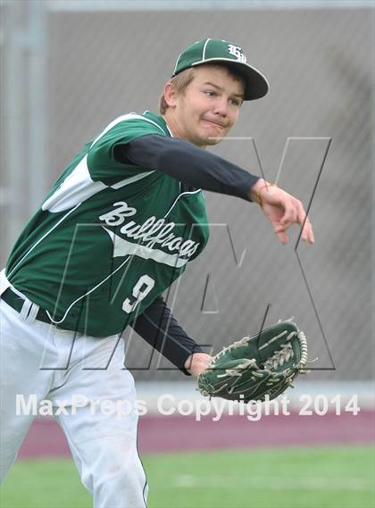 Thumbnail 1 in Graham vs. Lake Worth (Walker Stallcup Tournament) photogallery.