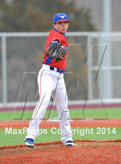 Thumbnail 1 in Graham vs. Lake Worth (Walker Stallcup Tournament) photogallery.