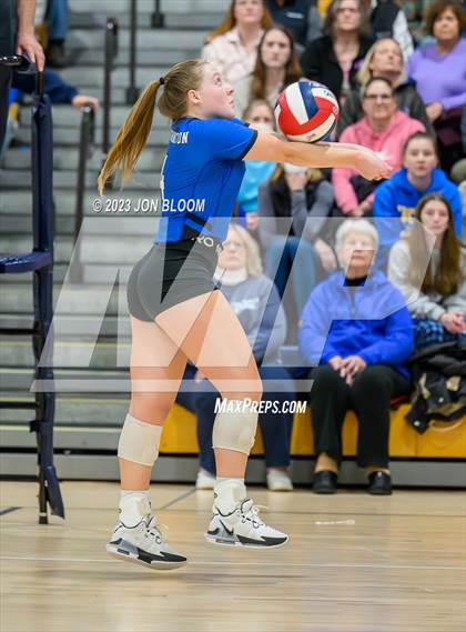 Thumbnail 1 in Darien vs. Southington (CIAC Class LL Final) photogallery.