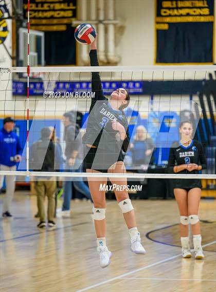 Thumbnail 2 in Darien vs. Southington (CIAC Class LL Final) photogallery.