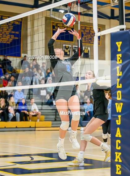 Thumbnail 2 in Darien vs. Southington (CIAC Class LL Final) photogallery.