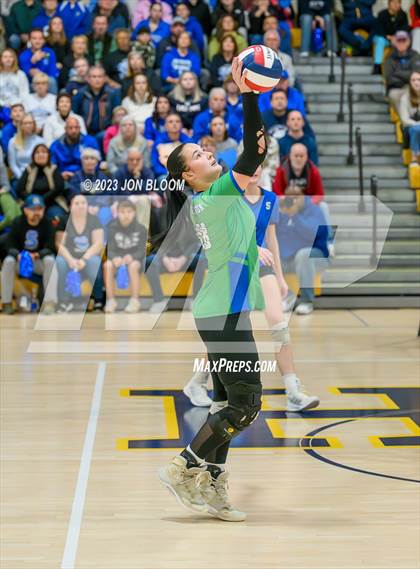 Thumbnail 2 in Darien vs. Southington (CIAC Class LL Final) photogallery.