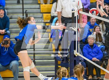 Thumbnail 2 in Darien vs. Southington (CIAC Class LL Final) photogallery.