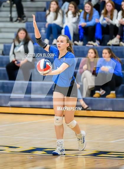 Thumbnail 1 in Darien vs. Southington (CIAC Class LL Final) photogallery.