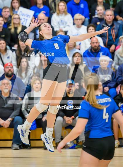 Thumbnail 3 in Darien vs. Southington (CIAC Class LL Final) photogallery.
