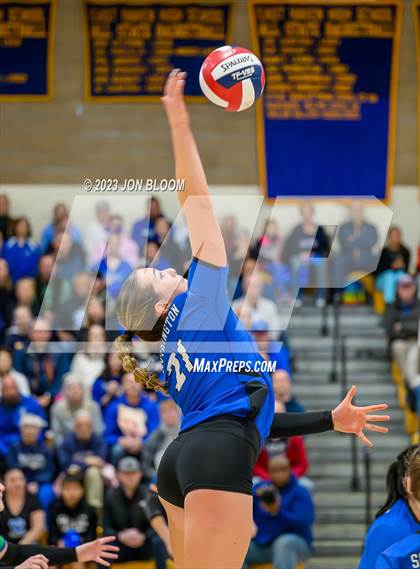 Thumbnail 1 in Darien vs. Southington (CIAC Class LL Final) photogallery.