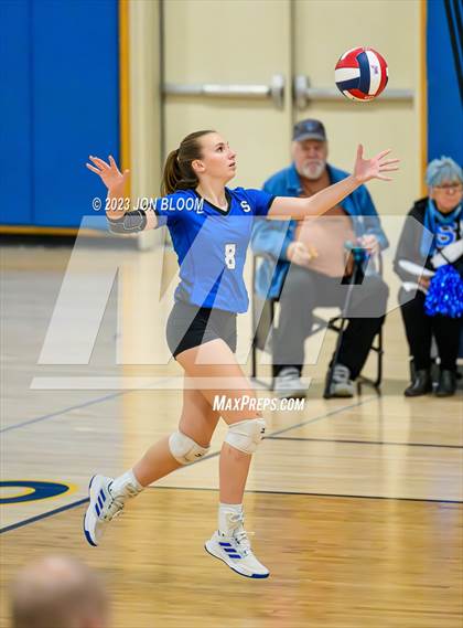Thumbnail 2 in Darien vs. Southington (CIAC Class LL Final) photogallery.