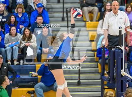 Thumbnail 3 in Darien vs. Southington (CIAC Class LL Final) photogallery.