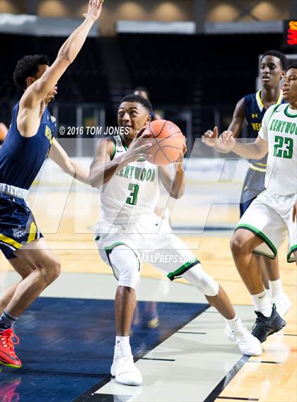 Thumbnail 3 in Kentwood vs. West Seattle photogallery.