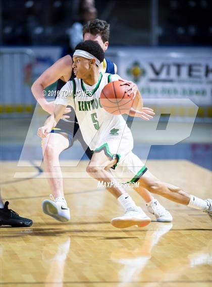 Thumbnail 3 in Kentwood vs. West Seattle photogallery.