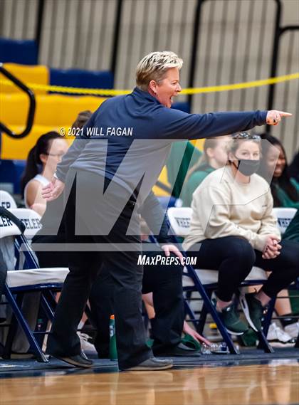 Thumbnail 3 in Osborne vs Kennesaw Mountain (GHSA Region 6-AAAAAA Playoff) photogallery.