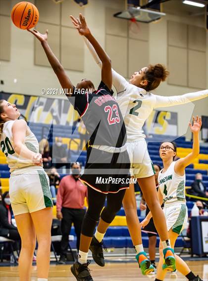 Thumbnail 2 in Osborne vs Kennesaw Mountain (GHSA Region 6-AAAAAA Playoff) photogallery.