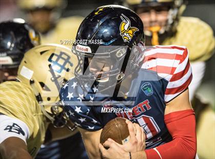 Thumbnail 3 in Haslett vs. Detroit Country Day photogallery.