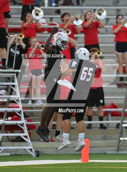 Thumbnail 3 in Bridgeland @ Tomball (UIL 6A D2 Regional Final) photogallery.