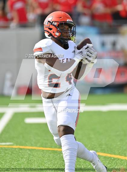 Thumbnail 2 in Bridgeland @ Tomball (UIL 6A D2 Regional Final) photogallery.
