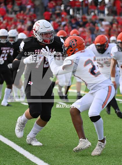 Thumbnail 3 in Bridgeland @ Tomball (UIL 6A D2 Regional Final) photogallery.