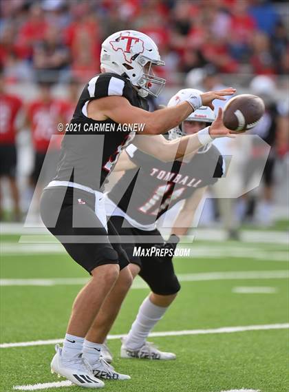 Thumbnail 3 in Bridgeland @ Tomball (UIL 6A D2 Regional Final) photogallery.