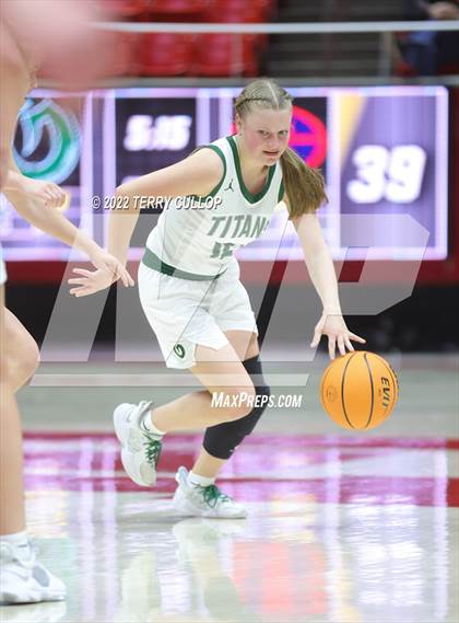 Thumbnail 2 in Springville vs. Olympus (UHSAA 5A Quarterfinal) photogallery.