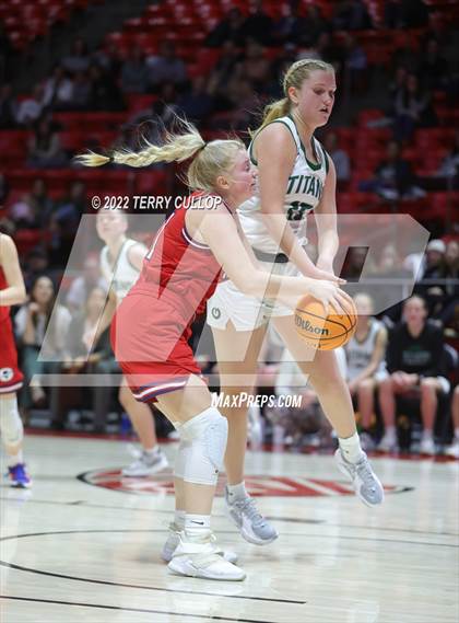 Thumbnail 2 in Springville vs. Olympus (UHSAA 5A Quarterfinal) photogallery.